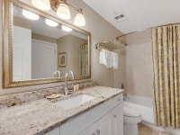 Majestic Sun A0513 UPDATED 2019: 2 Bedroom Apartment in Destin with Parking and Cable/satellite TV - TripAdvisor