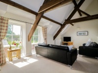 CARPENTERS COTTAGE, open-plan, exposed beams, near Cockermouth, Ref 983002 UPDATED 2024 - Tripadvisor - Cockermouth Vacation Rental