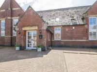 CARPENTERS COTTAGE, open-plan, exposed beams, near Cockermouth, Ref 983002 UPDATED 2024 - Tripadvisor - Cockermouth Vacation Rental