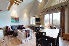 Ski-in/out townhome w/ membership access to shared pool & hot tub UPDATED 2018 - TripAdvisor - Big Sky Vacation Rental  NEW... 
