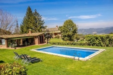 Catalunya Casas: Casa Capellades para 12 personas, con impresionantes vistas de UPDATED 2019 - TripAdvisor - Capellades Vacation... 