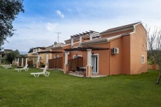 BALLAS PARADISE STUDIO Has Housekeeping Included and Private Yard - UPDATED 2022 - Tripadvisor - Roda Vacation Rental BALLAS... 