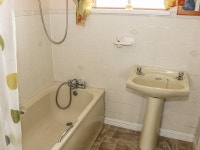 ERRISBEG, open fire, multi-fuel stove, close to beach, in Ballyconneely, Ref UPDATED 2020 - Tripadvisor - Ballyconneely Vacation... 