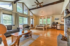  NEW! Lake Harmony Home w/ Hot Tub-Near Ski Resorts UPDATED 2018 - TripAdvisor - Lake Harmony Vacation Rental  NEW! Lake Harmony... 