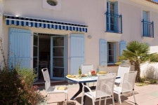 Maison lumineuse et cosy a 250m du lac | Entree privee! UPDATED 2019 - TripAdvisor - Saint-Jean-de-Monts Vacation Rental