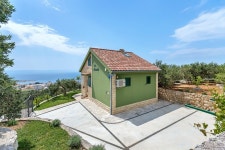 Stunning sea view holiday getaway in Makarska Has Balcony and Ocean Views - UPDATED 2019 - TripAdvisor - Makarska Vacation Rental