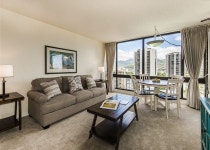 Renovated Condo Close to Beaches, Awesome Amenities, and Free Parking UPDATED 2019 - TripAdvisor - Honolulu Vacation Rental