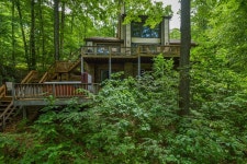 Lake Shore Retreat UPDATED 2019: 5 Bedroom House Rental in Oakland with Hot Tub - TripAdvisor