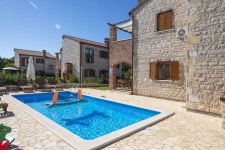 THE BEST Kranjcici Vacation Rentals with Pools - Tripadvisor - Book Rentals with Pools in Kranjcici