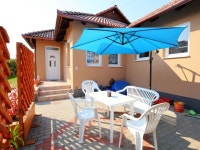 Balaton H2078 UPDATED 2019: 2 Bedroom House Rental in Balatonszemes with Grill and Washer - TripAdvisor