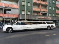 Waikiki Beach Studio Hawaiian King Has Cable/satellite TV and Air Conditioning - UPDATED 2019 - TripAdvisor - Honolulu Vacation... 