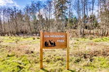 Modern, lovely dog-friendly home with private hot tub near the bay UPDATED 2020 - Tripadvisor - Manzanita Vacation Rental
