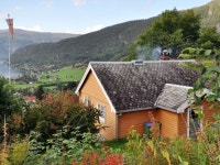 Perstova (FJS315) UPDATED 2019: 3 Bedroom House Rental in Innvik with Central Heating and Wi-Fi - TripAdvisor