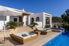 Catalunya Casas: Villa Azalea in Ibiza with amazing 180° views. Up to 8 guests! UPDATED 2019 - TripAdvisor - Ses-Paisses... 