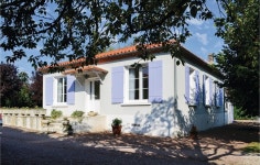 Amazing home in Bassillac with 3 Bedrooms (FAD374) UPDATED 2022 - Tripadvisor - Antonne-et-Trigonant Vacation Rental