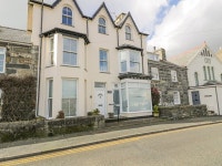 HARLECH VIEW, sea views, well-appointed, close to the beach. Property ref UPDATED 2020 - Tripadvisor - Criccieth Vacation Rental