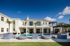 Villa Ocre UPDATED 2022: 6 Bedroom Villa in Vale do Lobo with Internet Access and Wi-Fi - Tripadvisor