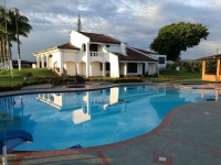 FINCA VILLA JUANITA UPDATED 2022: 6 Bedroom Finca in Pereira with Private Outdoor Pool (Unheated) and Private Yard - Tripadvisor