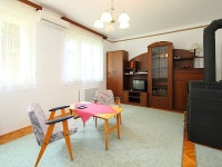 Balaton H2047 UPDATED 2019: 2 Bedroom House Rental in Balatonszarszo with Terrace and Cable/satellite TV - TripAdvisor