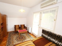 Balaton H2047 UPDATED 2019: 2 Bedroom House Rental in Balatonszarszo with Terrace and Cable/satellite TV - TripAdvisor
