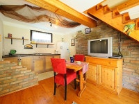 Balaton H2069 UPDATED 2019: 1 Bedroom House Rental in Balatonszemes with Air Conditioning and Wi-Fi - TripAdvisor