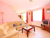 Balaton H2065 UPDATED 2019: 6 Bedroom House Rental in Balatonszemes with Washer and Internet Access - TripAdvisor