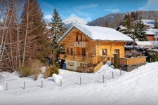 Enjoy views from the hot tub or relax at this cosy 4* chalet - OVO Network UPDATED 2019 - TripAdvisor - Les Villards-sur-Thones... 