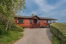 Maple Tree Lodge UPDATED 2023: 2 Bedroom Cabin in Bassenthwaite with Central Heating and Washer - Tripadvisor