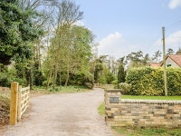 Rectory Cottage UPDATED 2022: 2 Bedroom Cottage in Blankney with Parking and Hot Tub - Tripadvisor
