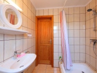 Balaton H1055 UPDATED 2019: 4 Bedroom House Rental in Orvenyes with Internet Access and Cable/satellite TV - TripAdvisor
