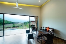StayVista at Shivom Villa 2 Has Balcony and Mountain Views - UPDATED 2023 - Tripadvisor - Khandala Vacation Rental