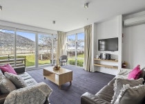 Lakefront apartment | Modern and comfortable | Great value for money! UPDATED 2019 - TripAdvisor - Queenstown Vacation Rental