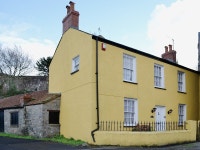 The Quay UPDATED 2022: 3 Bedroom Cottage in Pembroke with Grill and Central Heating - Tripadvisor