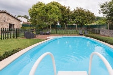 Casa con Piscina A PEDRINA Has Air Conditioning and Patio - UPDATED 2024 - Tripadvisor - Santiago de Compostela Vacation Rental