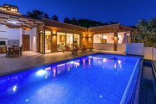 Villa Bella 2 Sleeps 4 Isolated Honeymoon Has Private Outdoor Pool (Heated) and Secure Parking - UPDATED 2022 - Tripadvisor... 