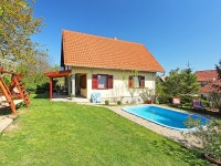 Balaton H2045 UPDATED 2020: 3 Bedroom House Rental in Balatonfoldvar with Parking and Balcony - Tripadvisor