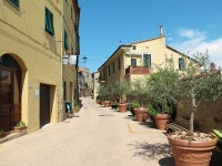 Erbe (MSC135) UPDATED 2020: 2 Bedroom House Rental in Montescudaio with Grill and Ocean Views - Tripadvisor