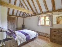 Barley Byre UPDATED 2023: 2 Bedroom House Rental in Newenden with DVD Player and Washer - Tripadvisor