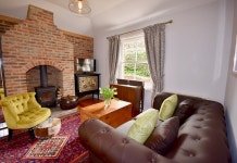 Little Clatterford Walkers Paradise for 2 close to Carisbrooke Castle UPDATED 2022 - Tripadvisor - Carisbrooke Vacation Rental