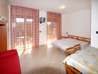 Ca Alessandro (CAO360) Has Central Heating and Parking - UPDATED 2020 - Tripadvisor - Caorle Vacation Rental