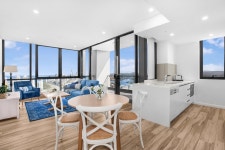 Grand Beach Views in 2-Bed Apartment With Balcony UPDATED 2020 - Tripadvisor - Southport Vacation Rental