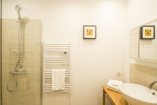 Le Petit Carmes - Joli studio de caractere Has Internet Access and Washer - UPDATED 2023 - Tripadvisor - Toulouse Vacation Rental