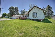 Sawyer Home w/Huge Yard - 1 Mile to Lake Michigan! UPDATED 2020 - Tripadvisor - Sawyer Vacation Rental