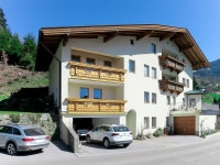 Lisi (SUZ372) UPDATED 2022: 3 Bedroom Apartment in Stumm with Cable/satellite TV and Internet Access - Tripadvisor