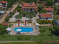 Jukic (KST138) UPDATED 2020: 2 Bedroom Apartment in Kastelir with Parking and Central Heating - Tripadvisor