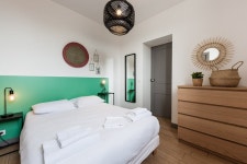 CDG - Jade - 5eme . Ideally located 2 steps from the Old Port - Jade UPDATED 2023 - Tripadvisor - Marseille Vacation Rental