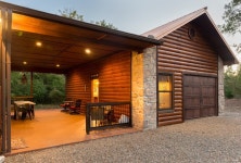 Copper Creek UPDATED 2022: 3 Bedroom Cabin in Hochatown with Internet Access and DVD Player - Tripadvisor