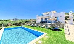 Costa Maris Villa Private Pool Has Waterfront and Private Yard - UPDATED 2022 - Tripadvisor - Georgioupolis Vacation Rental
