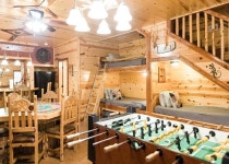 LEAPING LIZARD LODGE, 4 BDRM, 3.5 BTH,HOT TUB, FIREPLACES, SWING SET,GAMEROOM UPDATED 2023 - Tripadvisor - Broken Bow Vacation Rental