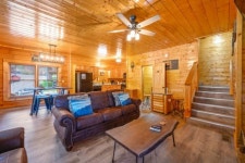 Newly Remodeled/Furnished-Close to Town/Resort Pool/Hottub/Pool Table/Multicade* UPDATED 2022 - Tripadvisor - Pigeon Forge... 